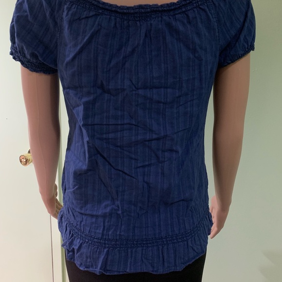 Navy Tropical Hollister Top! - Picture 4 of 5